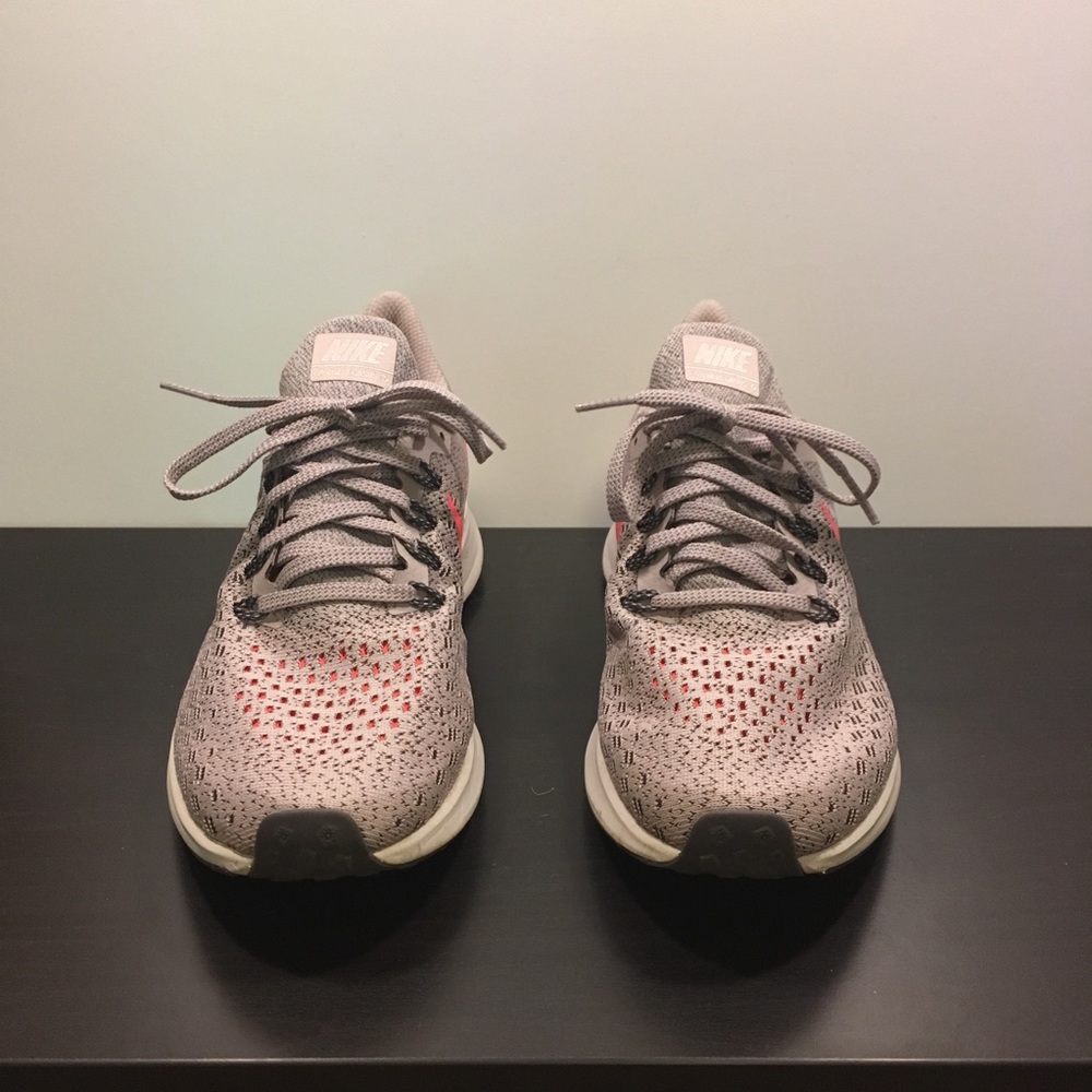 Nike Air Zoom Pegasus 35 Running Shoe